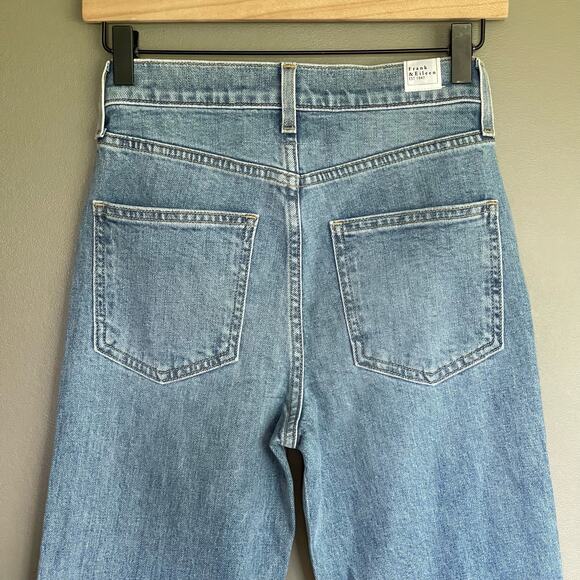 NWOT FRANK & EILEEN MONAGHAN Mom Jean Size 24 Blue Denim High Waist Straight Leg - Picture 13 of 16